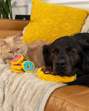 Load image into Gallery viewer, Catnip Toy - Donuts
